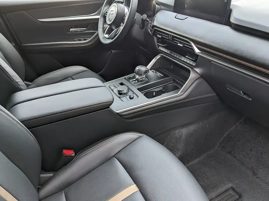 Mazda CX-60 - Thumbnail 9