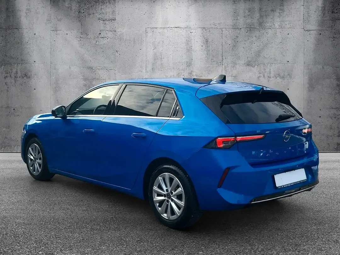 Opel Astra - Thumbnail 3