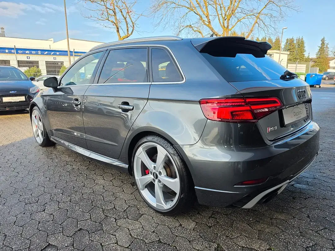 Audi RS3 - Thumbnail 4
