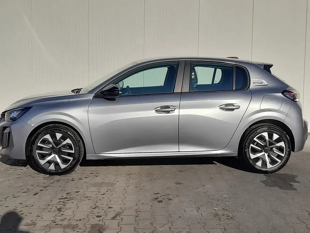 Peugeot 208 - Thumbnail 7