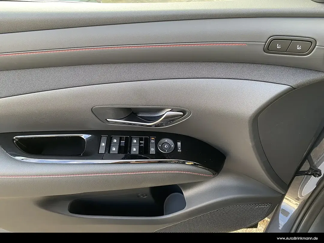 Hyundai TUCSON - Thumbnail 8