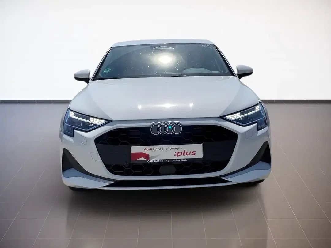 Audi A3 - Thumbnail 2