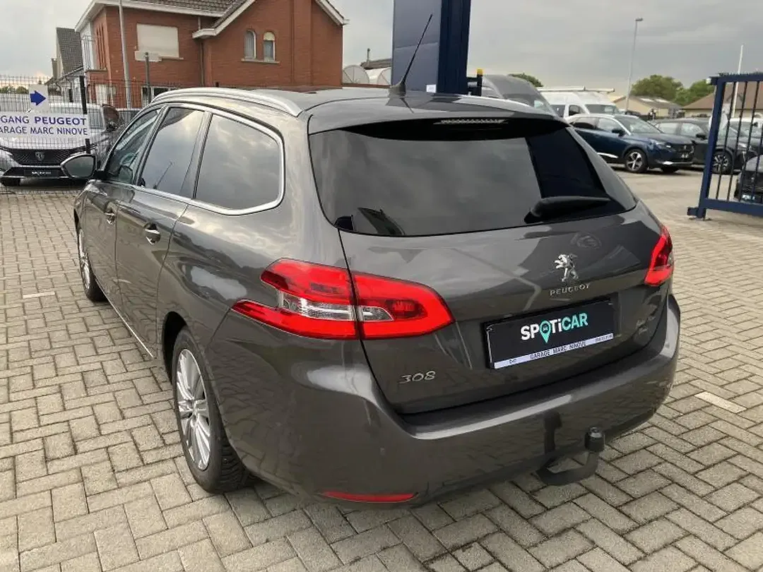 Peugeot 308 - Thumbnail 10