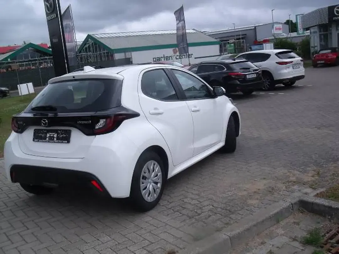 Mazda 2 - Thumbnail 5
