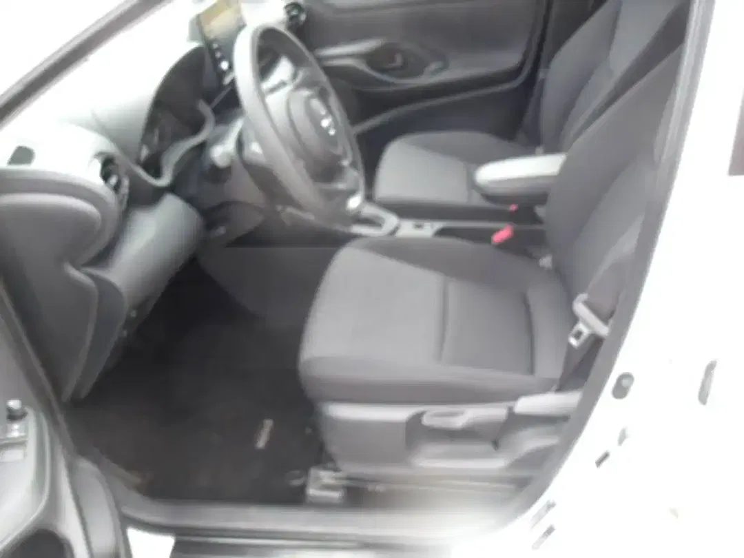 Mazda 2 - Thumbnail 8