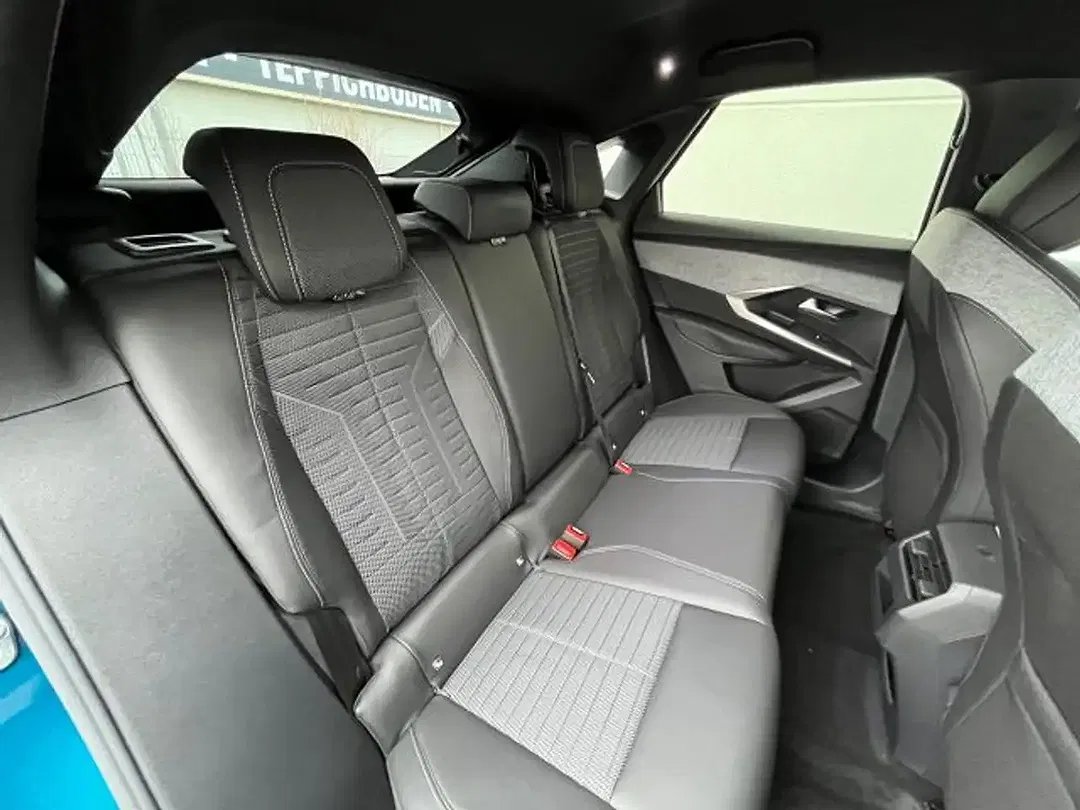 Peugeot 3008 - Thumbnail 9