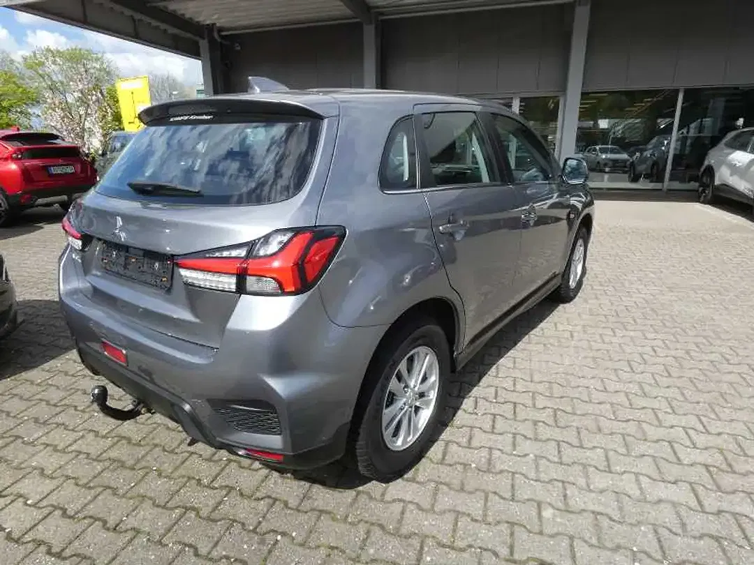 Mitsubishi ASX - Thumbnail 2