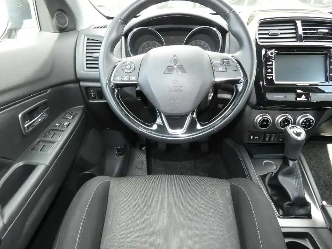 Mitsubishi ASX - Thumbnail 8