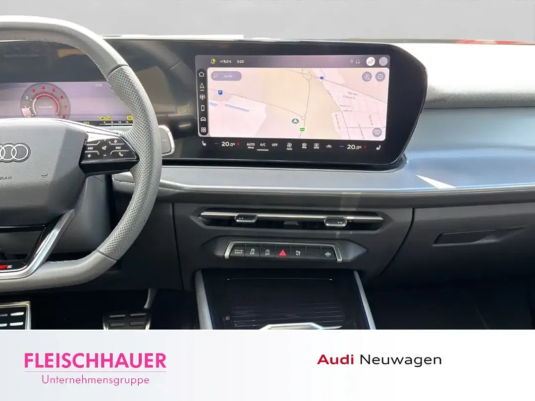 Audi Q3 - Thumbnail 12