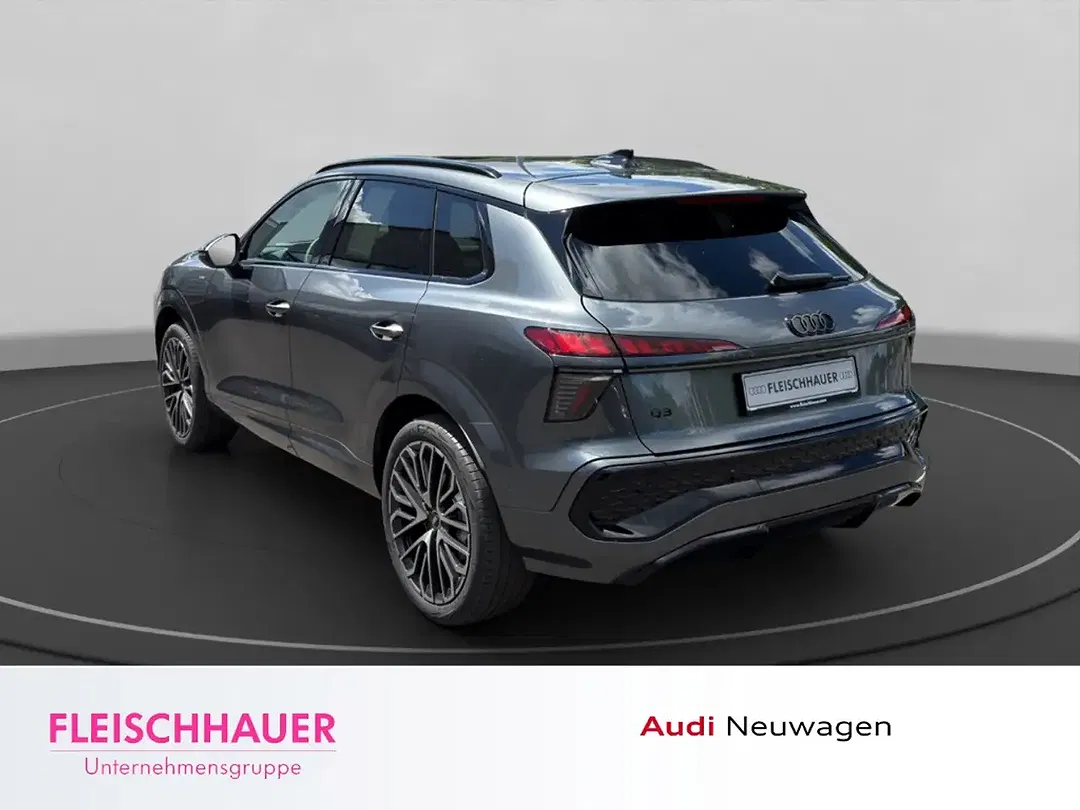 Audi Q3 - Thumbnail 4