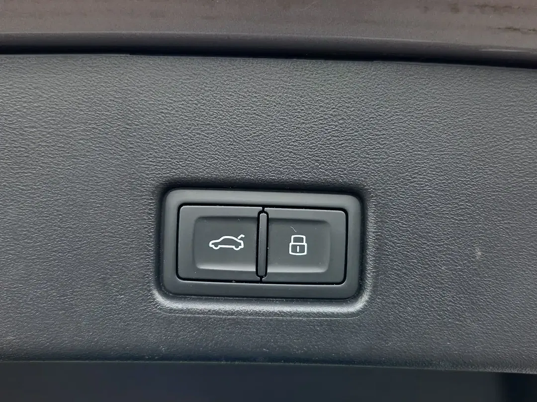 Audi Q4 e-tron - Thumbnail 13
