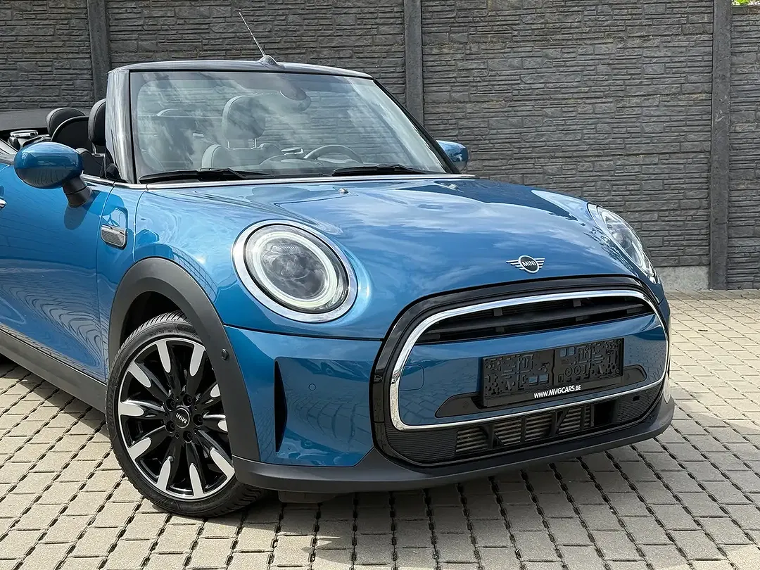 MINI One Cabrio - Thumbnail 3