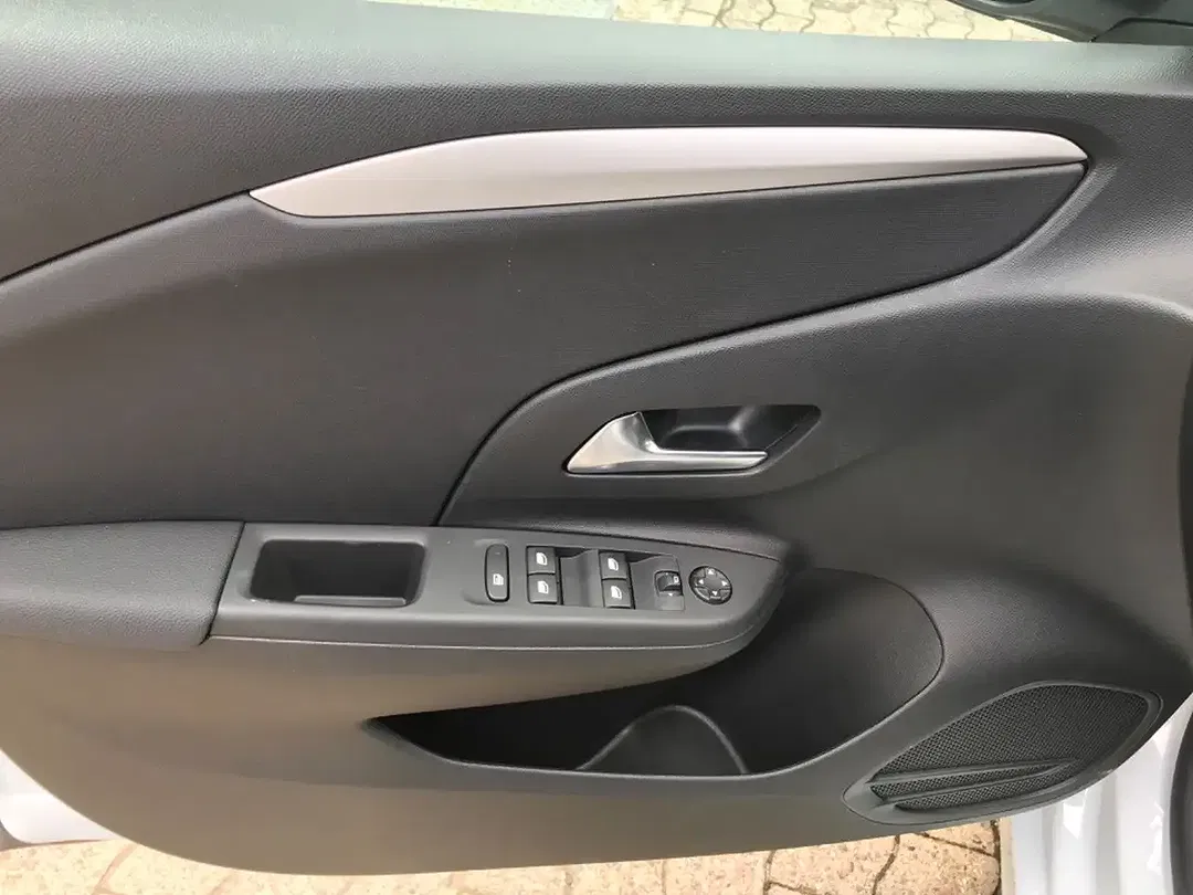 Opel Corsa - Thumbnail 10