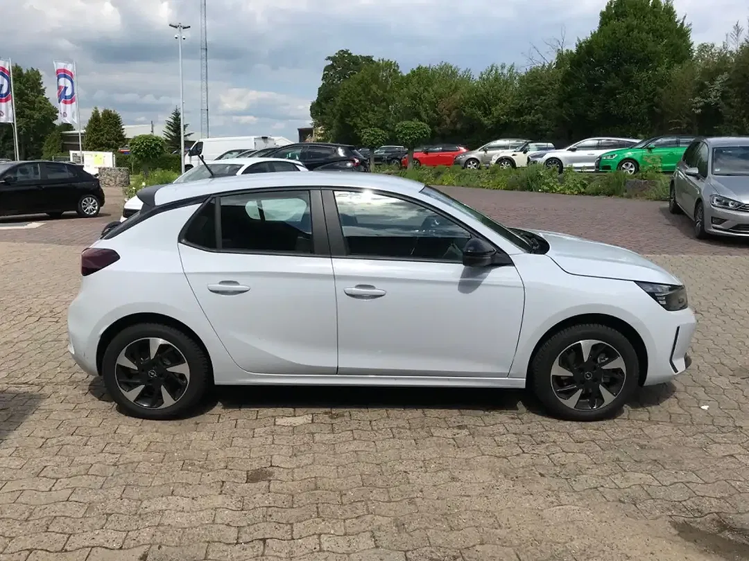 Opel Corsa - Thumbnail 5