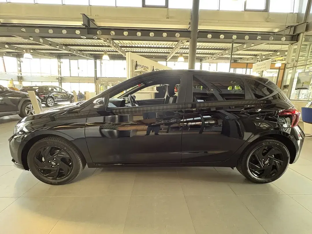 Hyundai i20 - Thumbnail 2