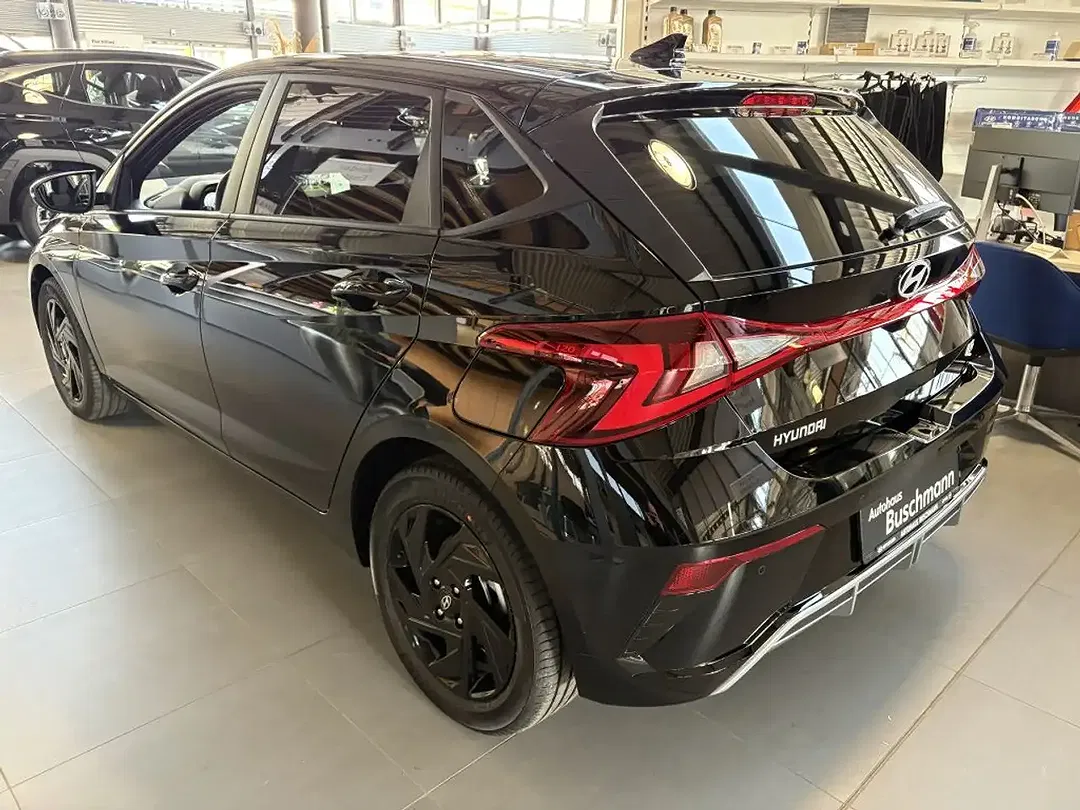 Hyundai i20 - Thumbnail 3
