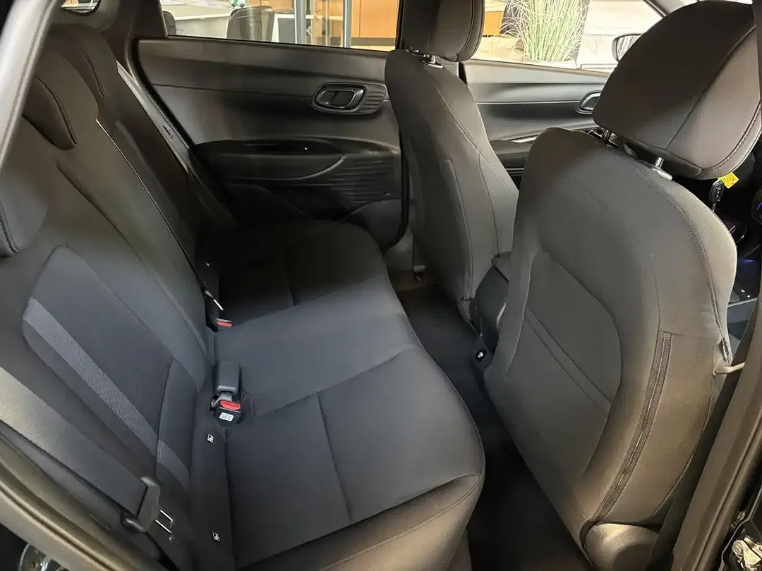 Hyundai i20 - Thumbnail 9