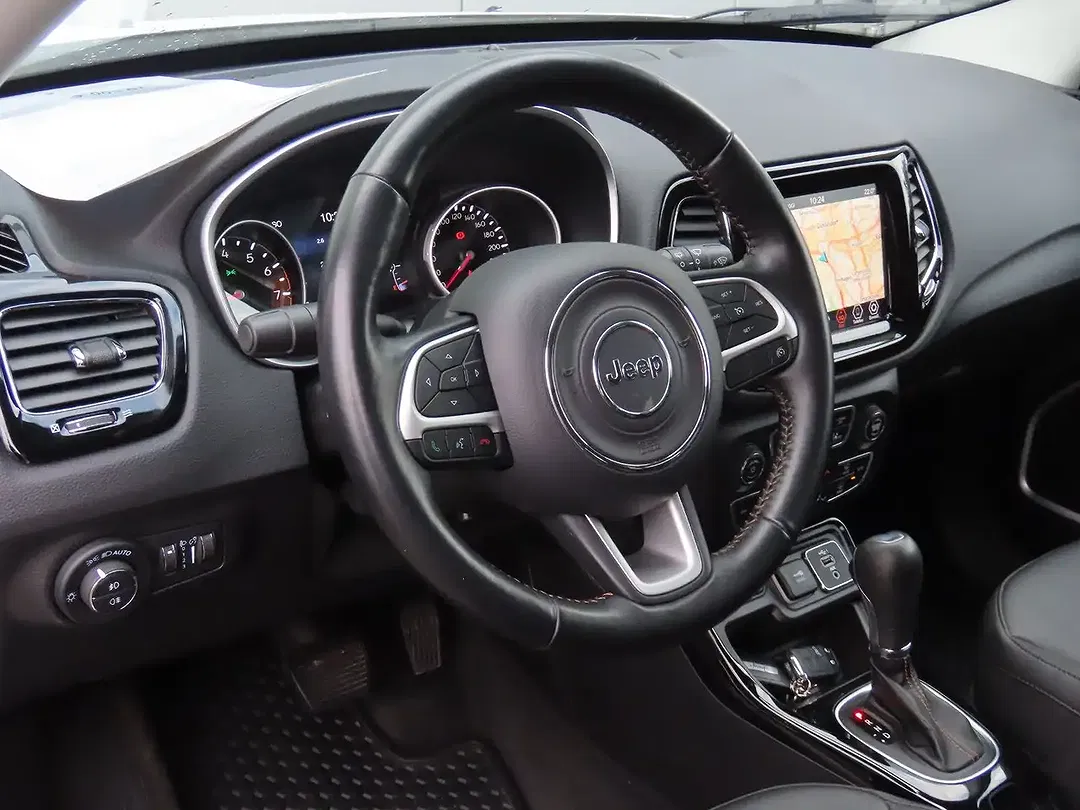 Jeep Compass - Thumbnail 14