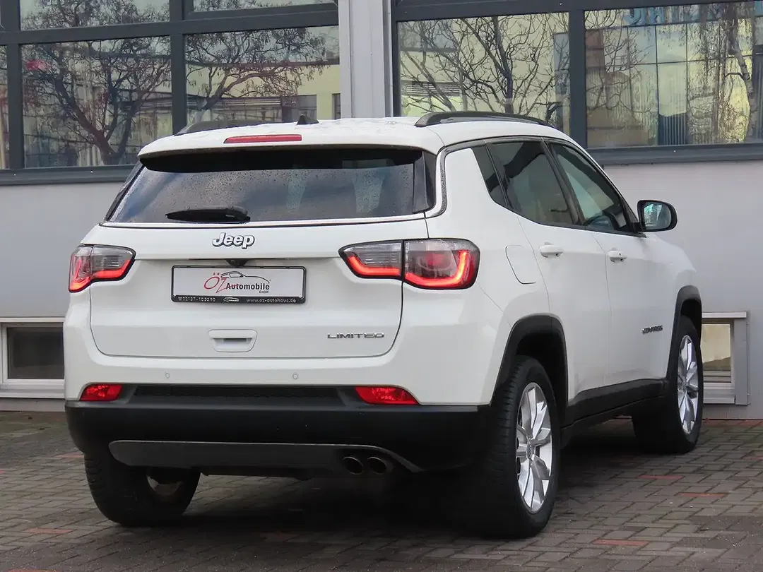 Jeep Compass - Thumbnail 6