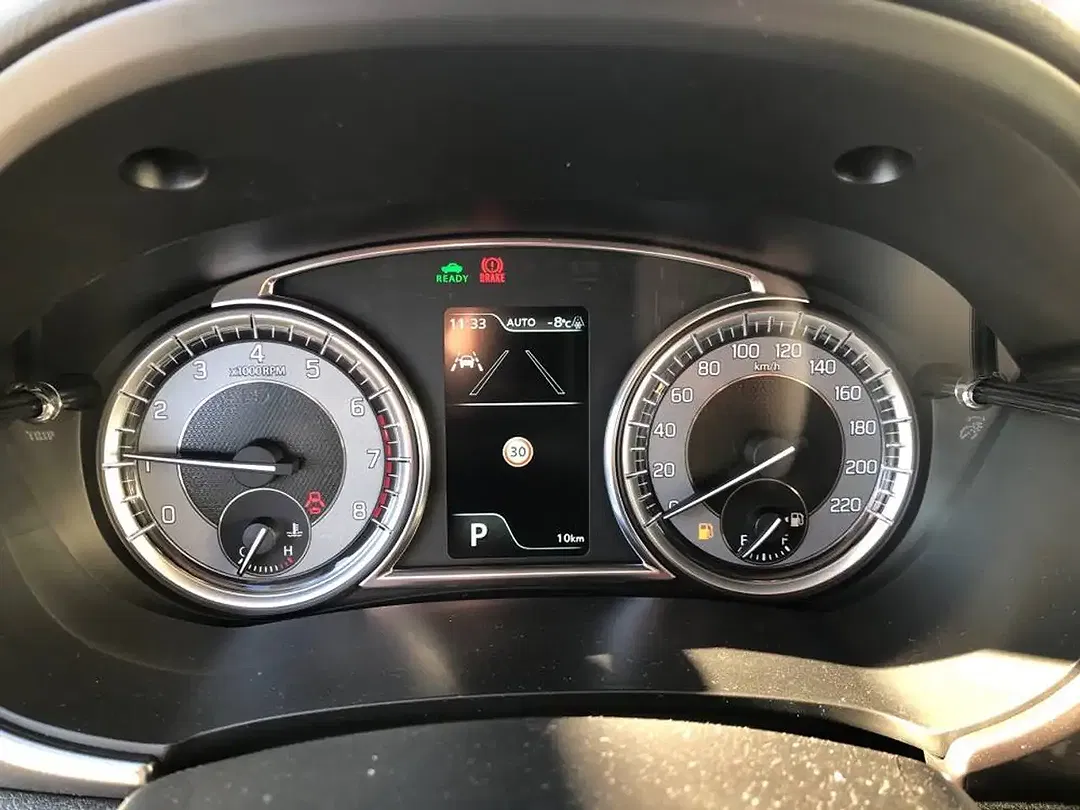 Suzuki Vitara - Thumbnail 11