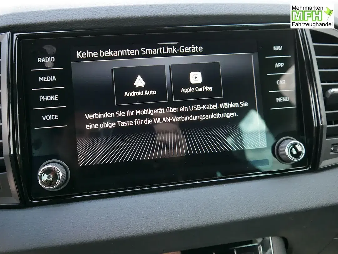 Skoda Karoq - Thumbnail 12