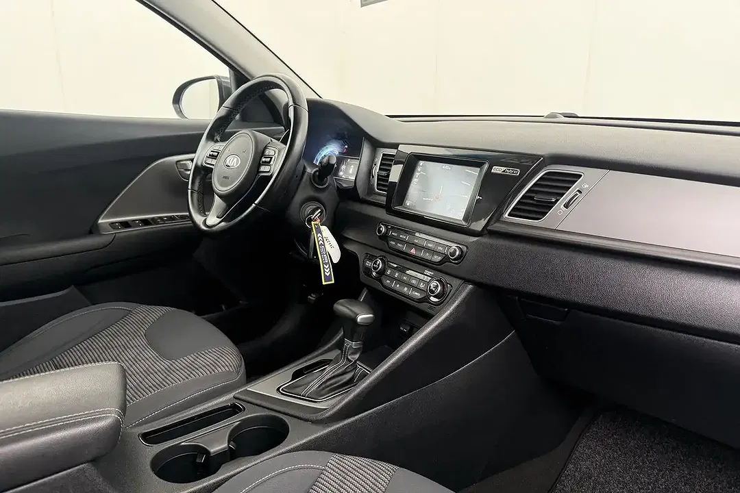 Kia Niro - Thumbnail 15
