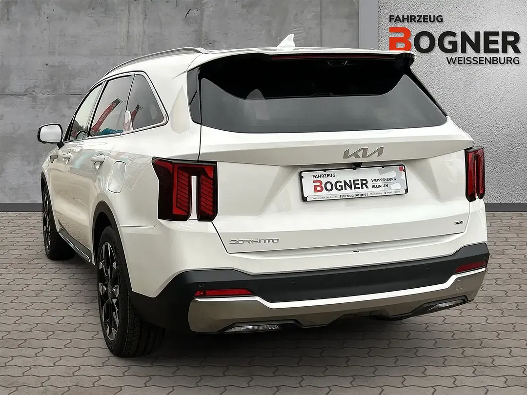 Kia Sorento - Thumbnail 4