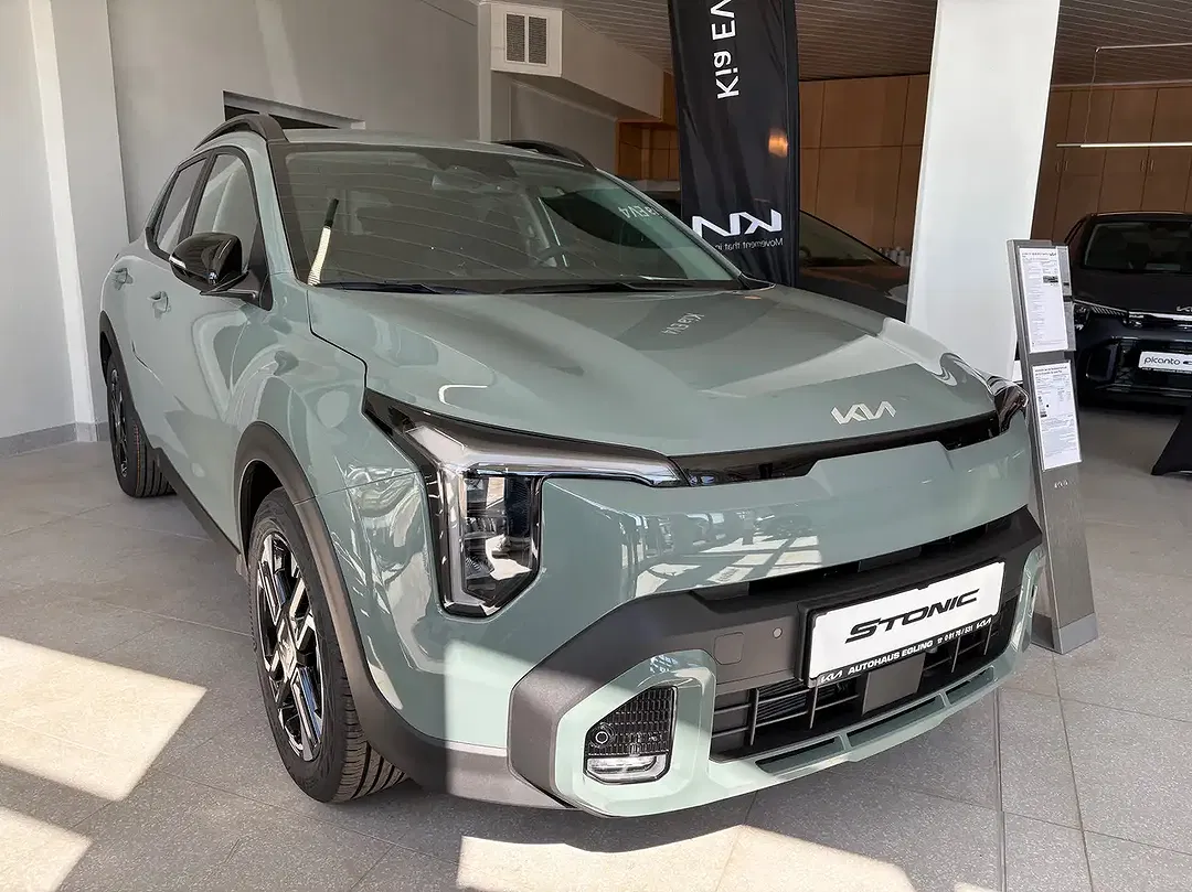 Kia Stonic - Thumbnail 2
