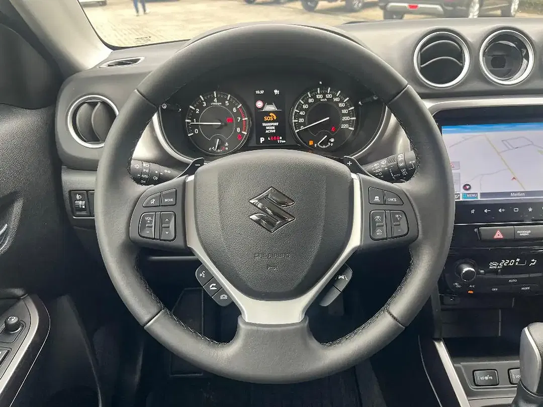 Suzuki Vitara - Thumbnail 11