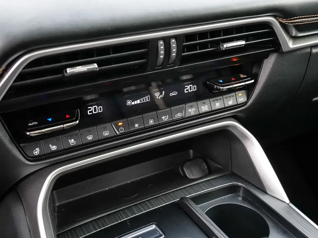 Mazda CX-80 - Thumbnail 17