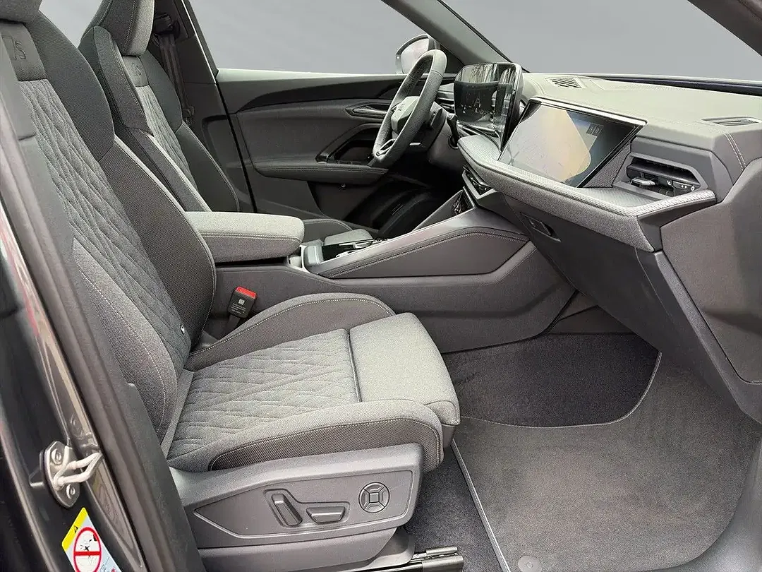 Audi Q5 - Thumbnail 10