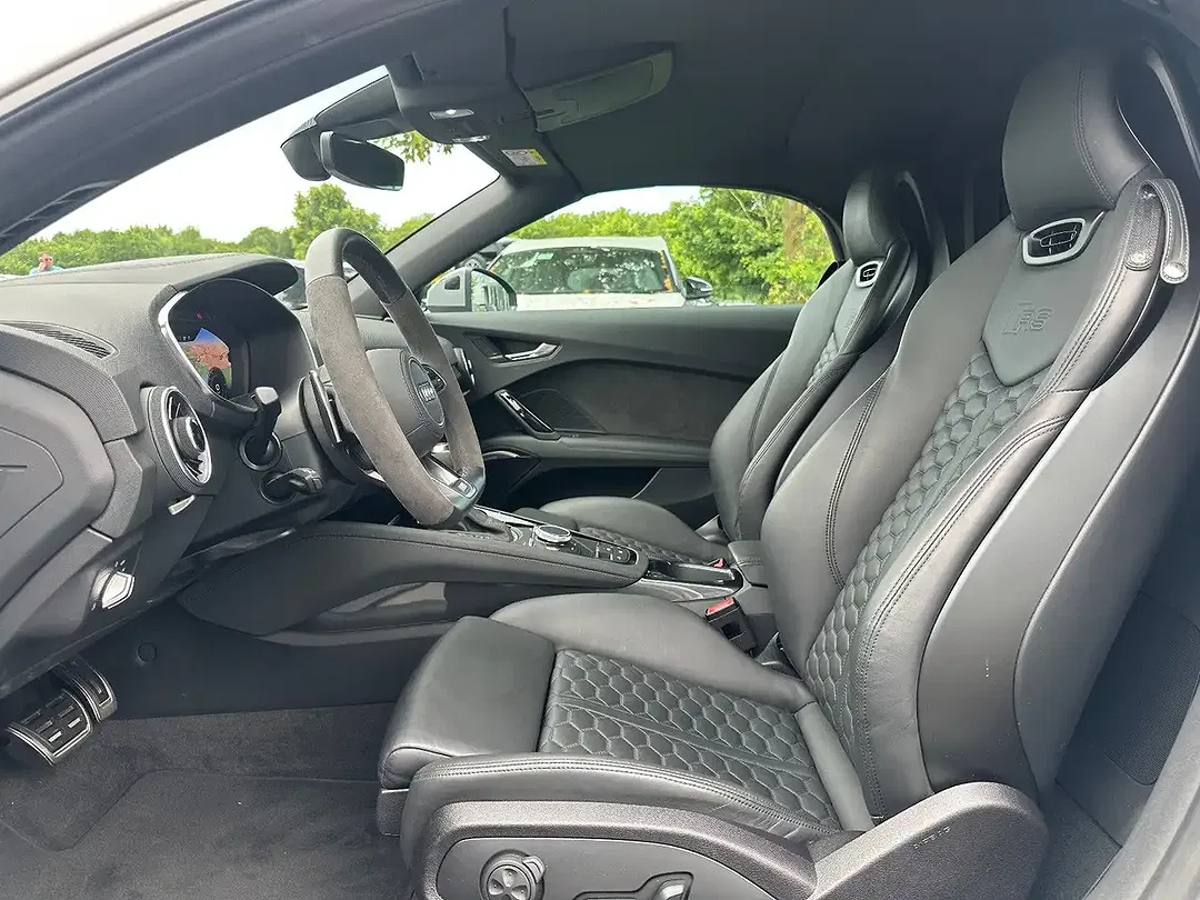 Audi TT RS - Thumbnail 15