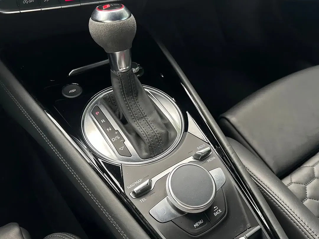 Audi TT RS - Thumbnail 16