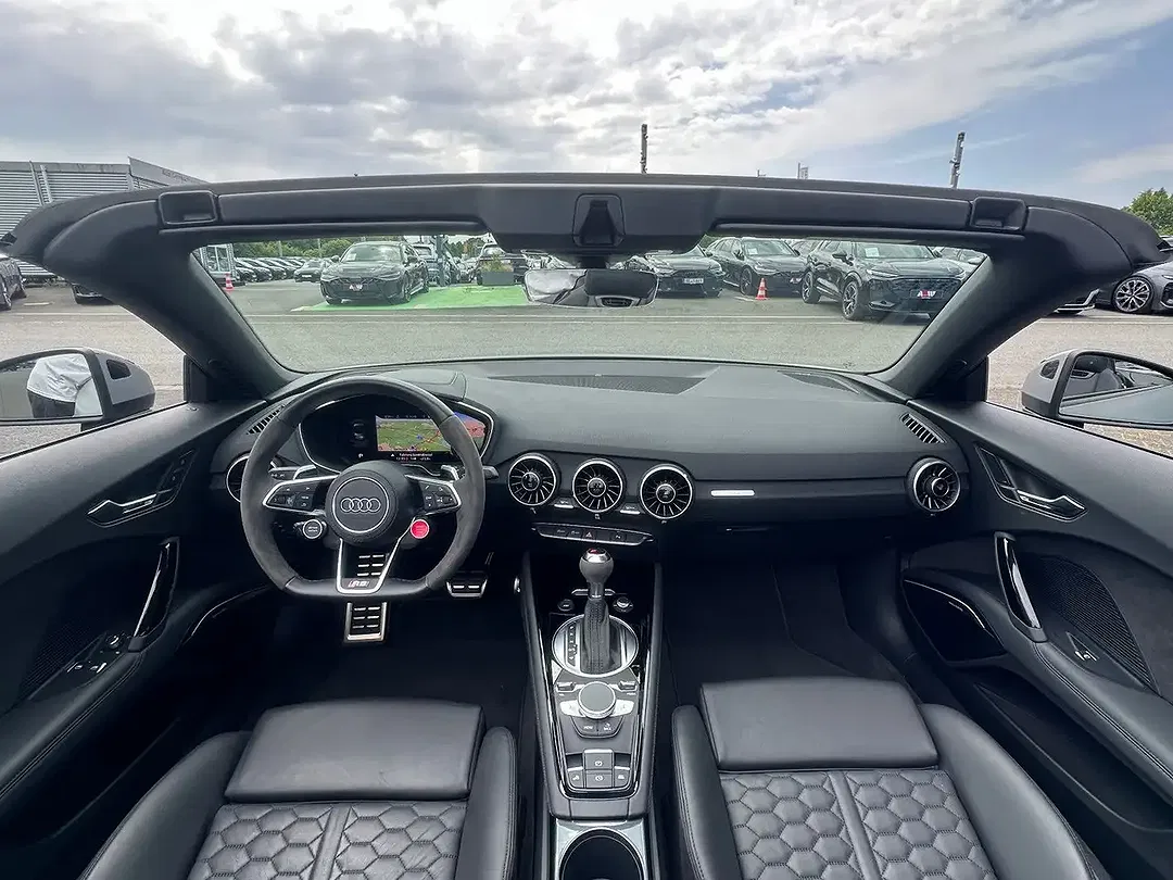 Audi TT RS - Thumbnail 26