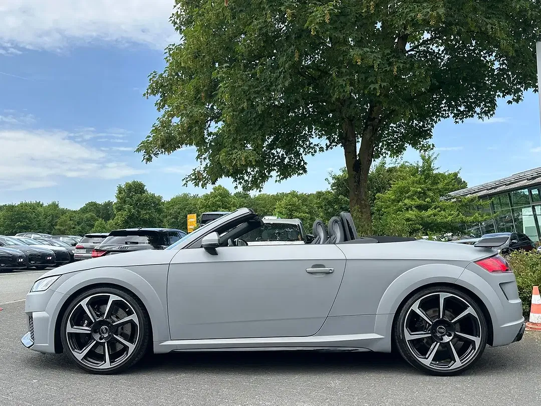 Audi TT RS - Thumbnail 4