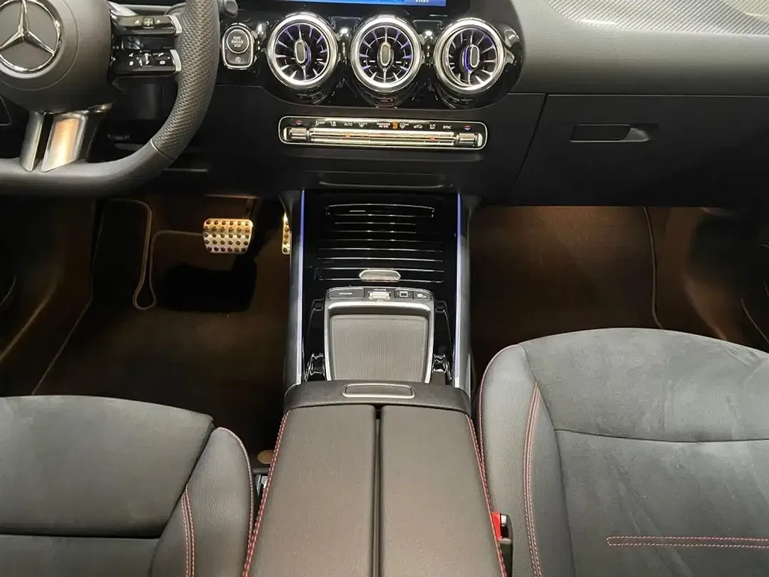 Mercedes-Benz B 220 - Thumbnail 14