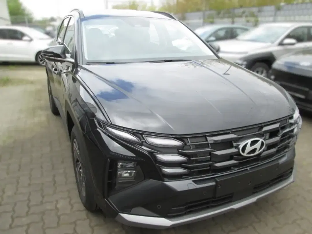 Hyundai TUCSON - Thumbnail 2