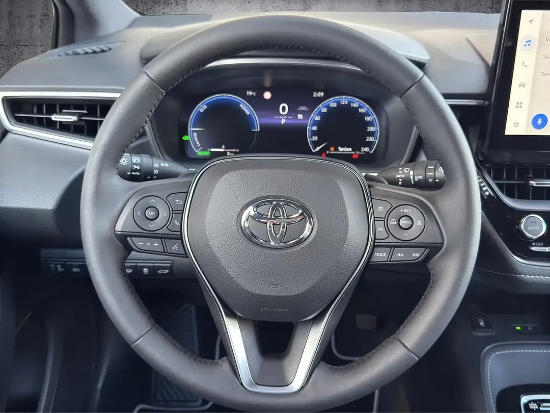 Toyota Corolla - Thumbnail 10