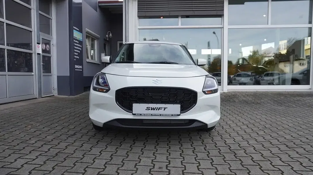 Suzuki Swift - Thumbnail 7