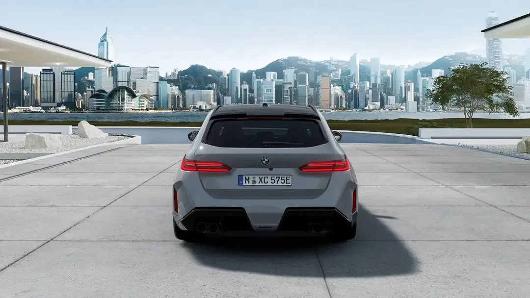 BMW M5 - Thumbnail 5