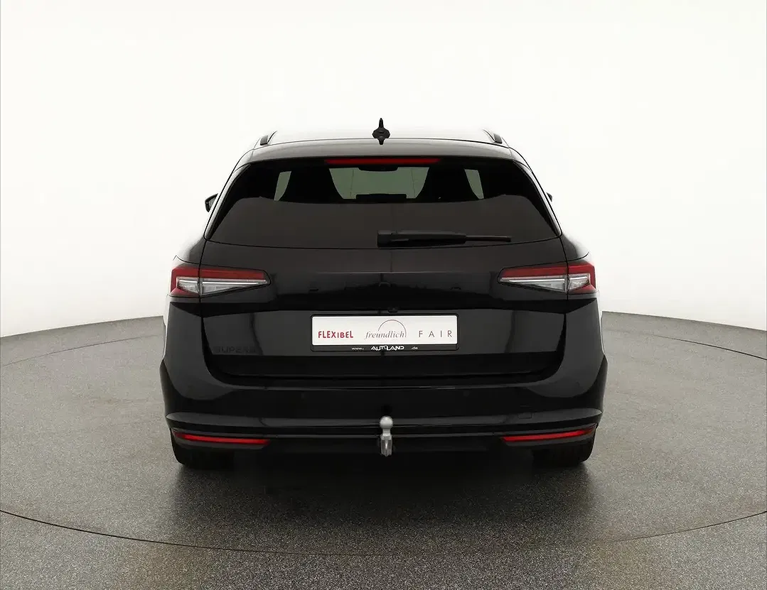 Skoda Superb - Thumbnail 3