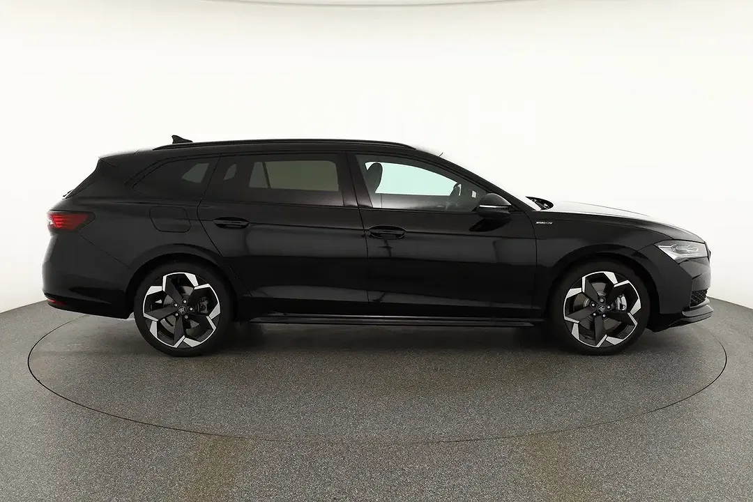 Skoda Superb - Thumbnail 5