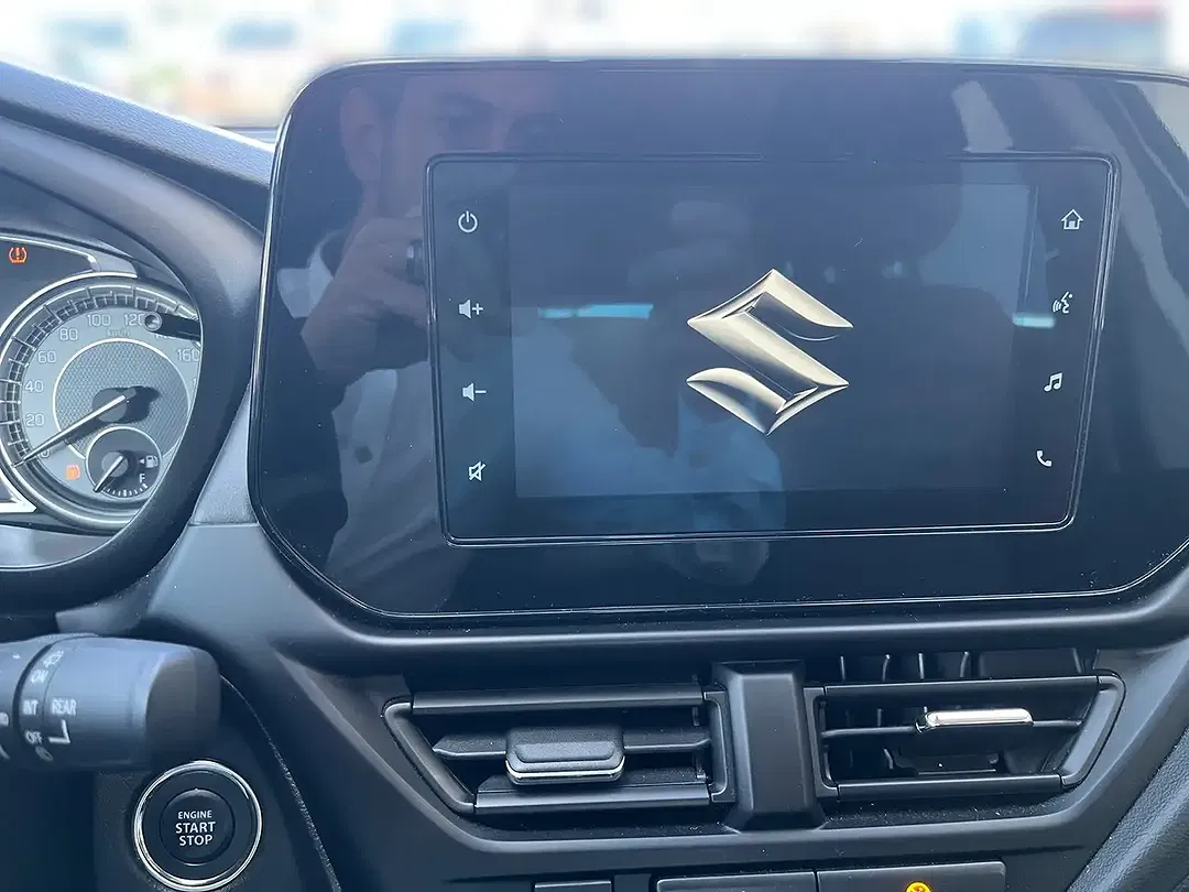 Suzuki SX4 S-Cross - Thumbnail 7