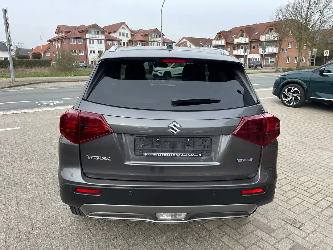 Suzuki Vitara - Thumbnail 7