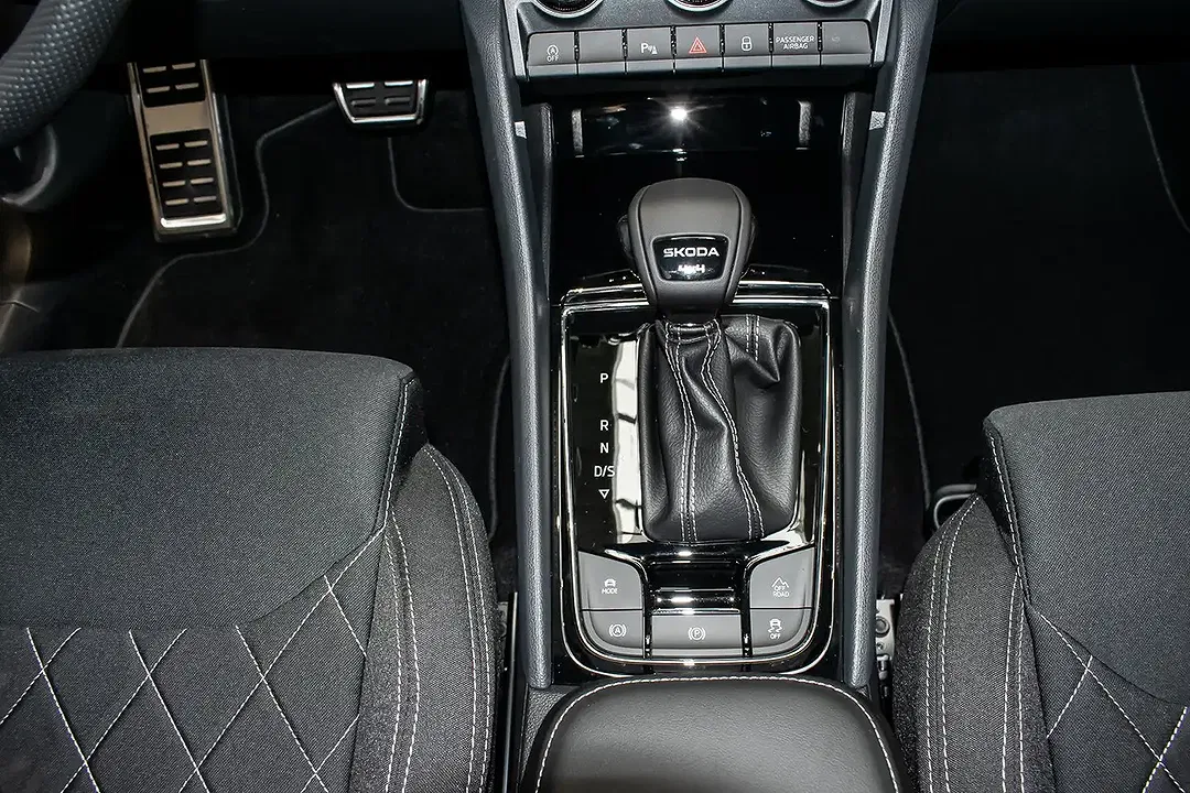 Skoda Karoq - Thumbnail 13