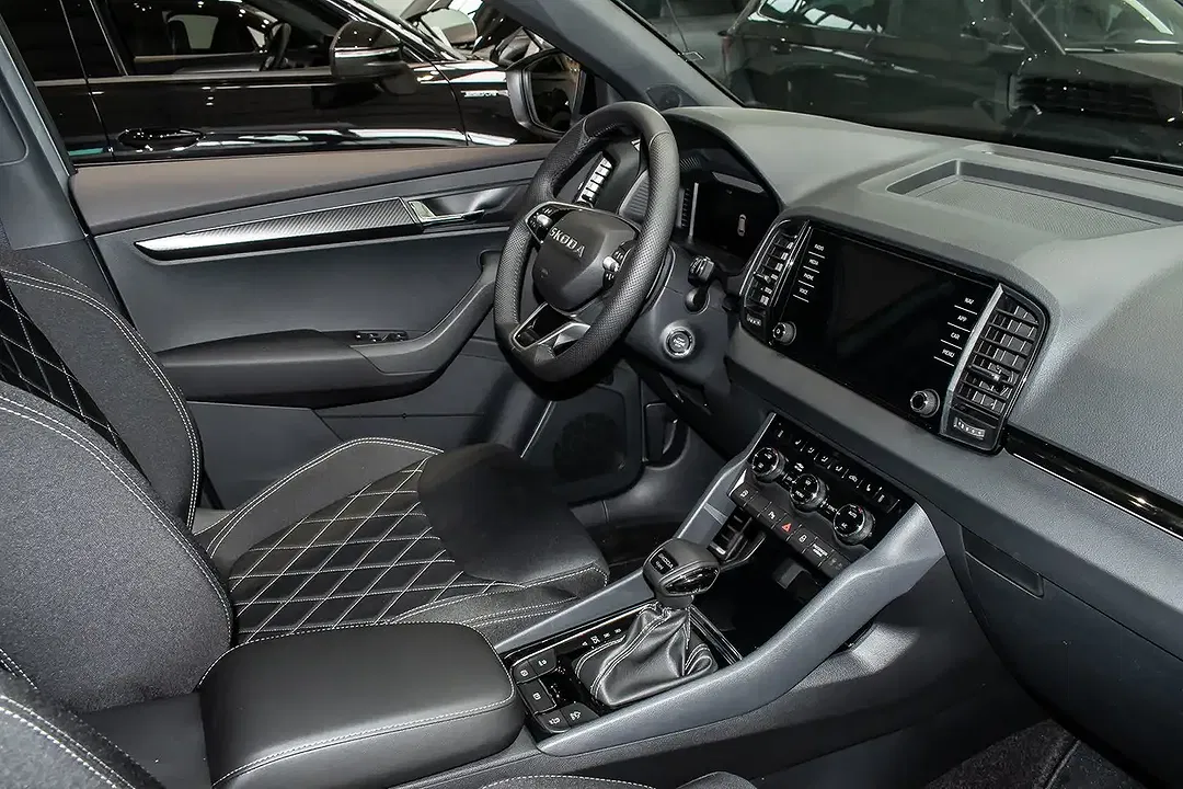 Skoda Karoq - Thumbnail 7