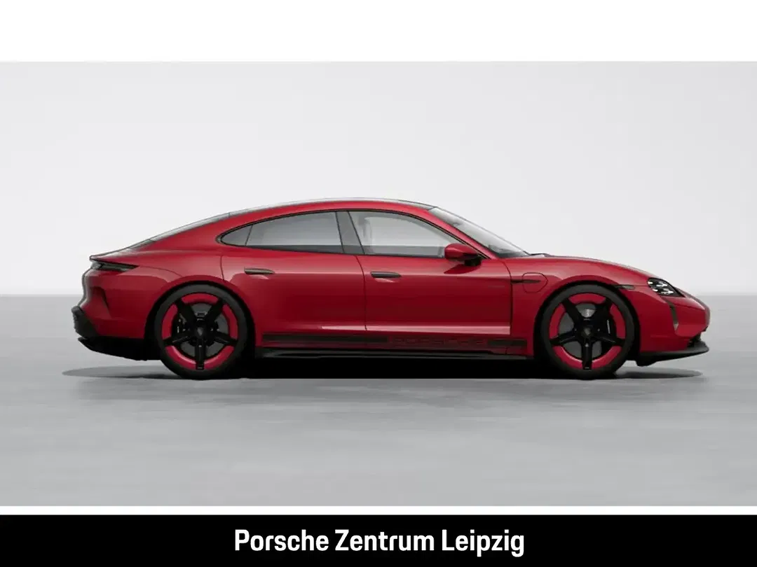 Porsche Taycan - Thumbnail 6