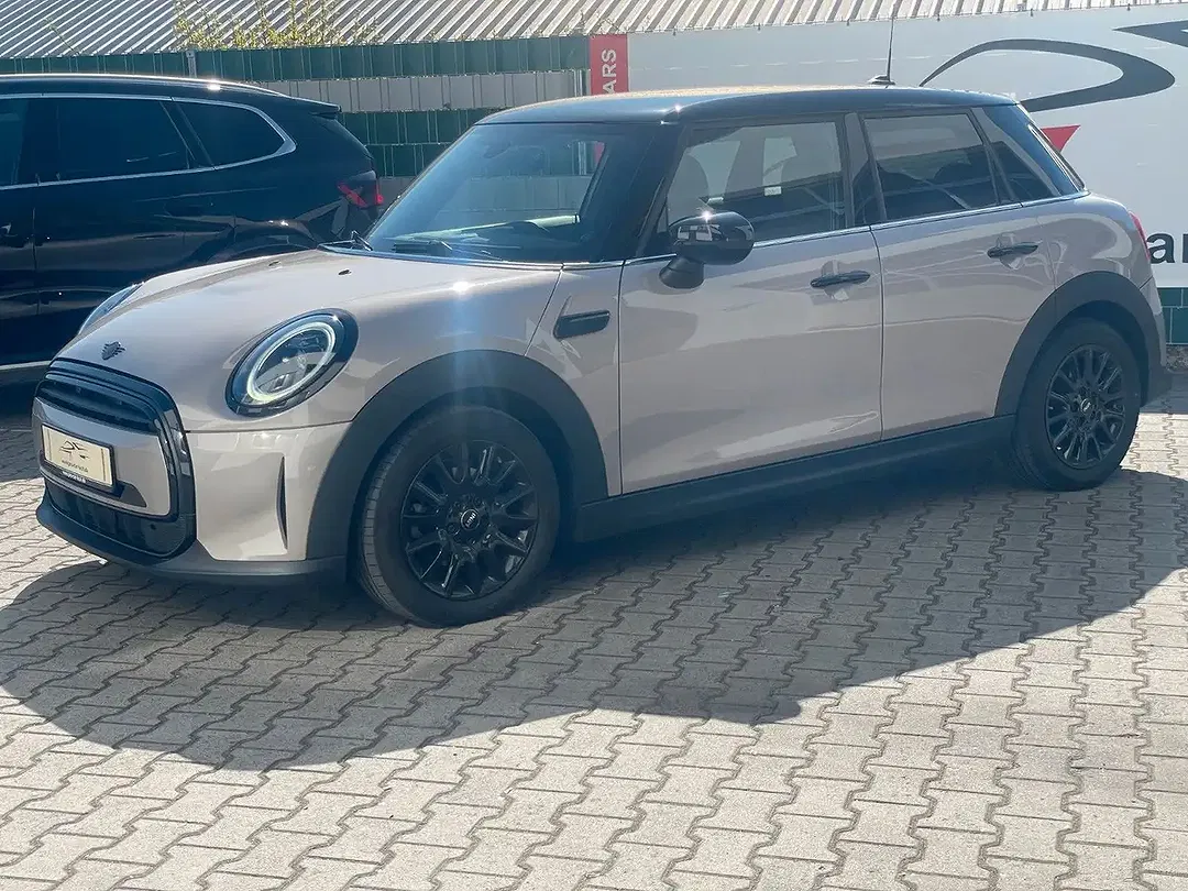 MINI Cooper - Thumbnail 2
