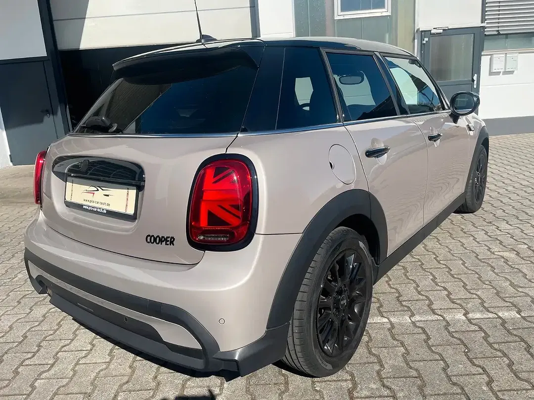 MINI Cooper - Thumbnail 9