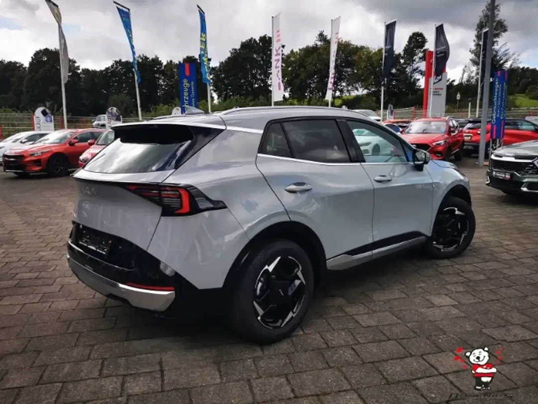 Kia Sportage - Thumbnail 3